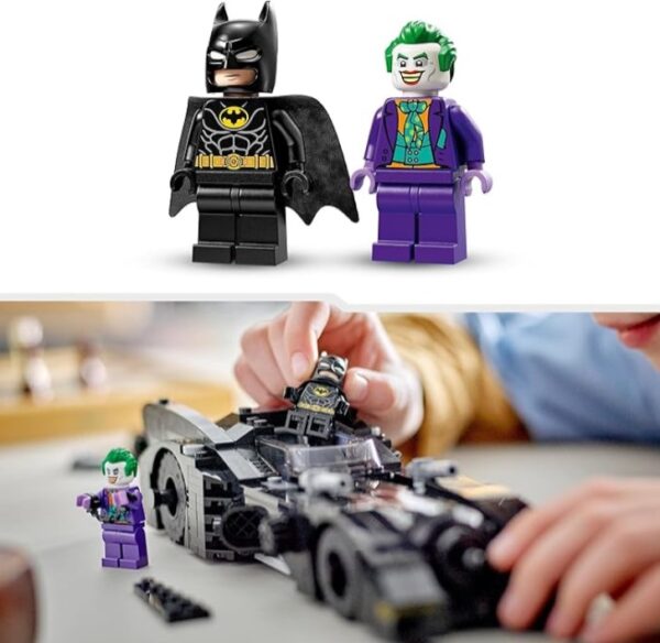 El Joker de Lego, listo para sembrar el caos en Gotham. Batman de Lego preparado para la acción, con una expresión decidida.